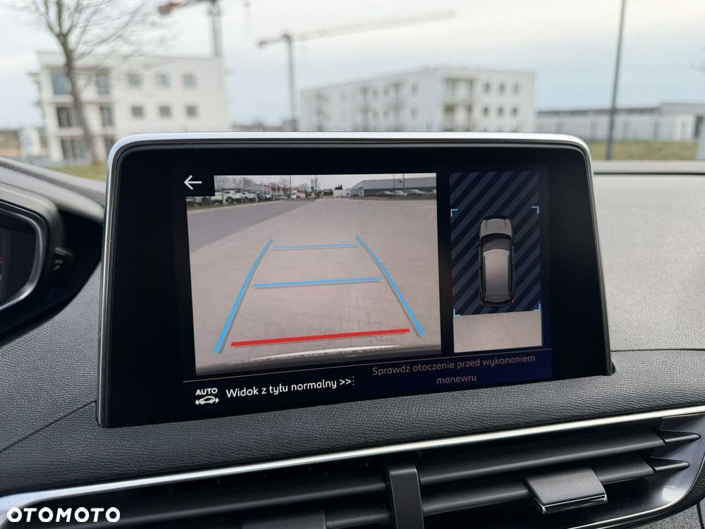 Peugeot 3008 PureTech 130 Stop & Start GPF Allure Pack - 28