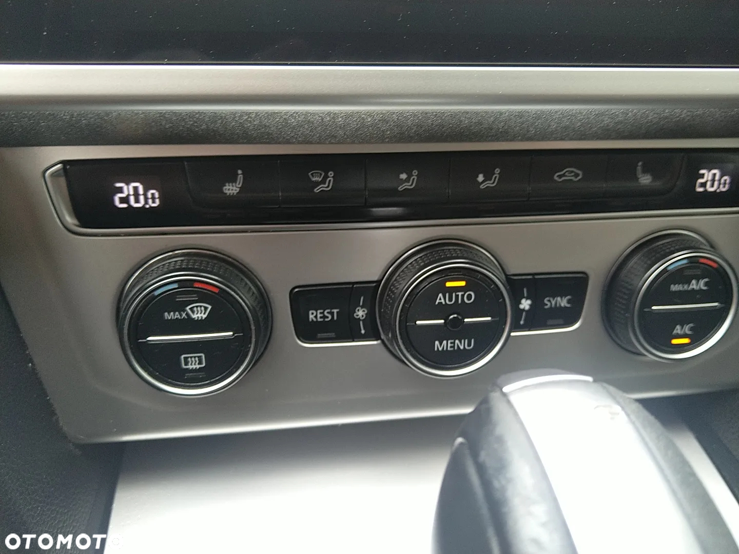 Volkswagen Passat 2.0 TDI BMT Comfortline DSG - 22