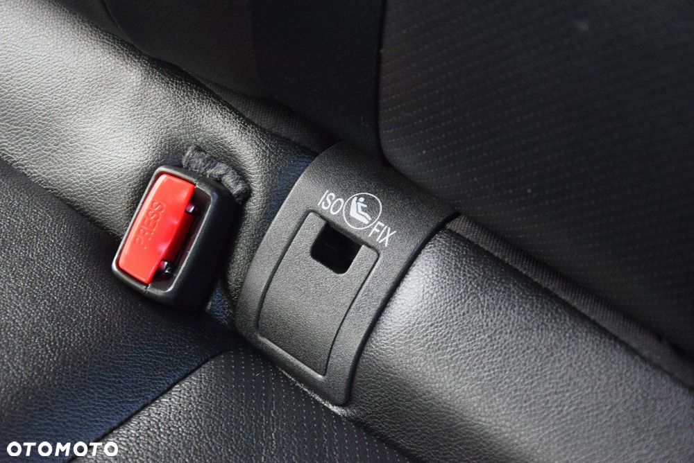 Nissan Qashqai 1.6 dCi 4x4 360 S&S - 26