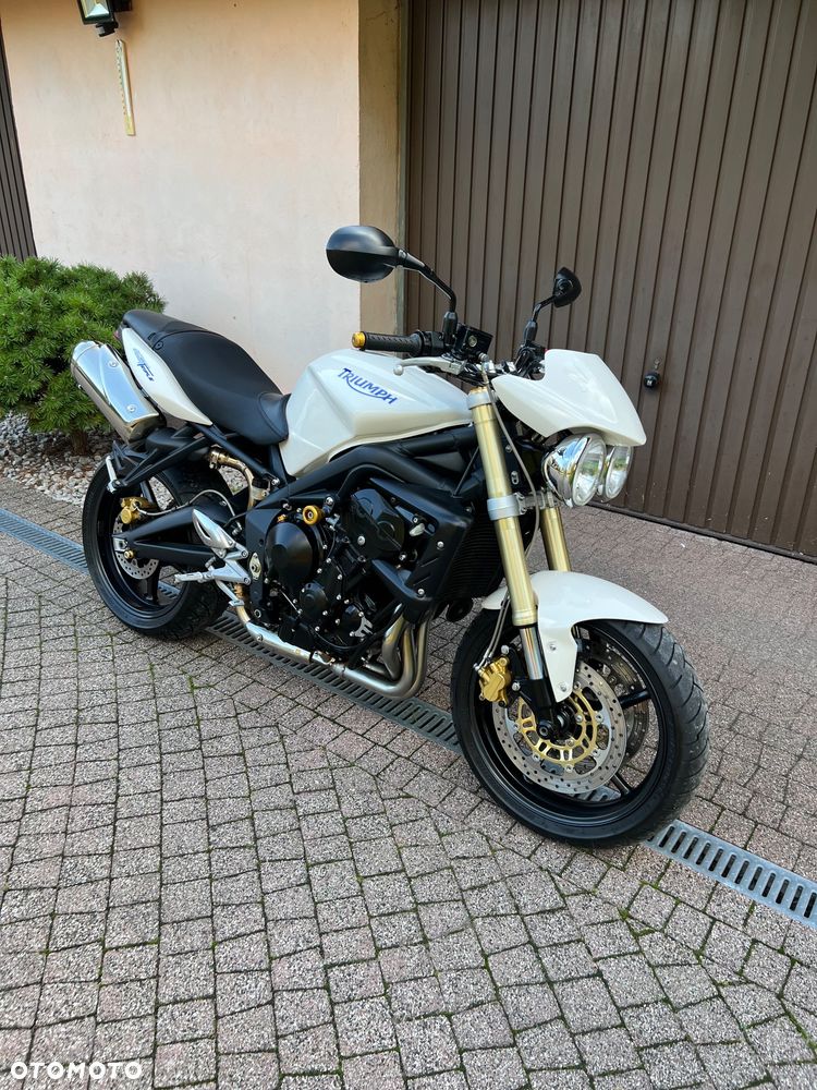 Triumph Street Triple