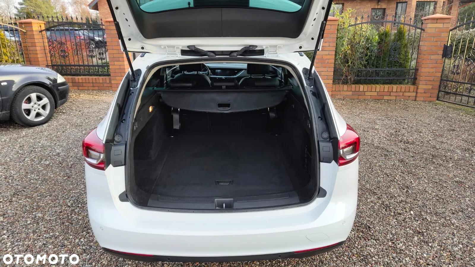 Opel Insignia 2.0 CDTI Executive - 8