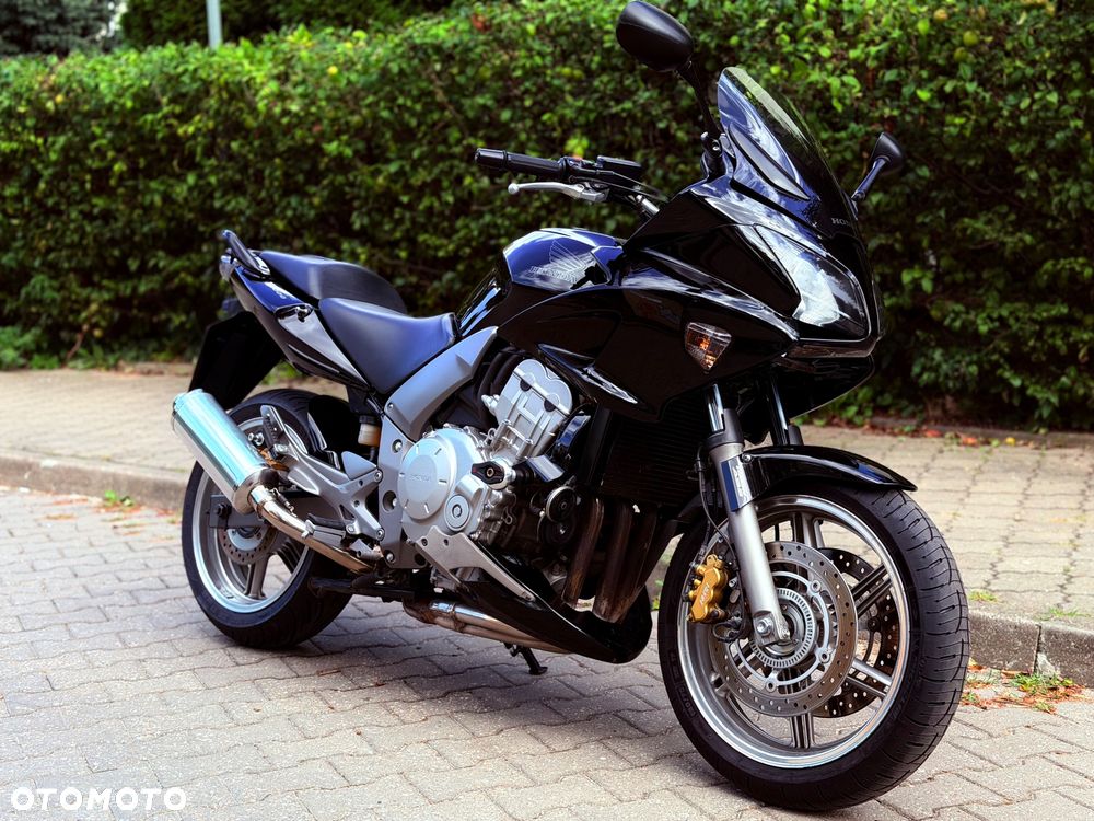 Honda CBF - 1