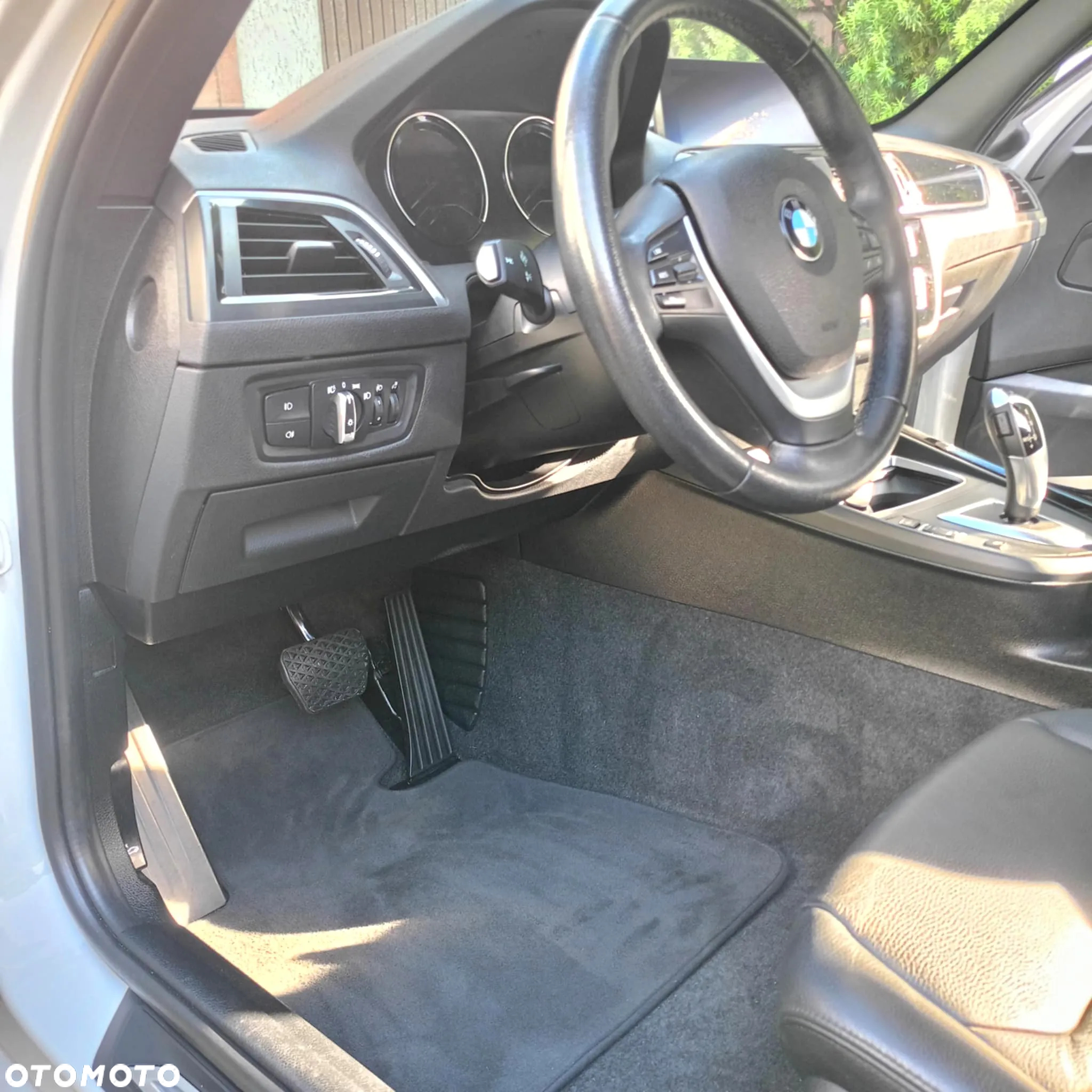 BMW Seria 1 118i - 13