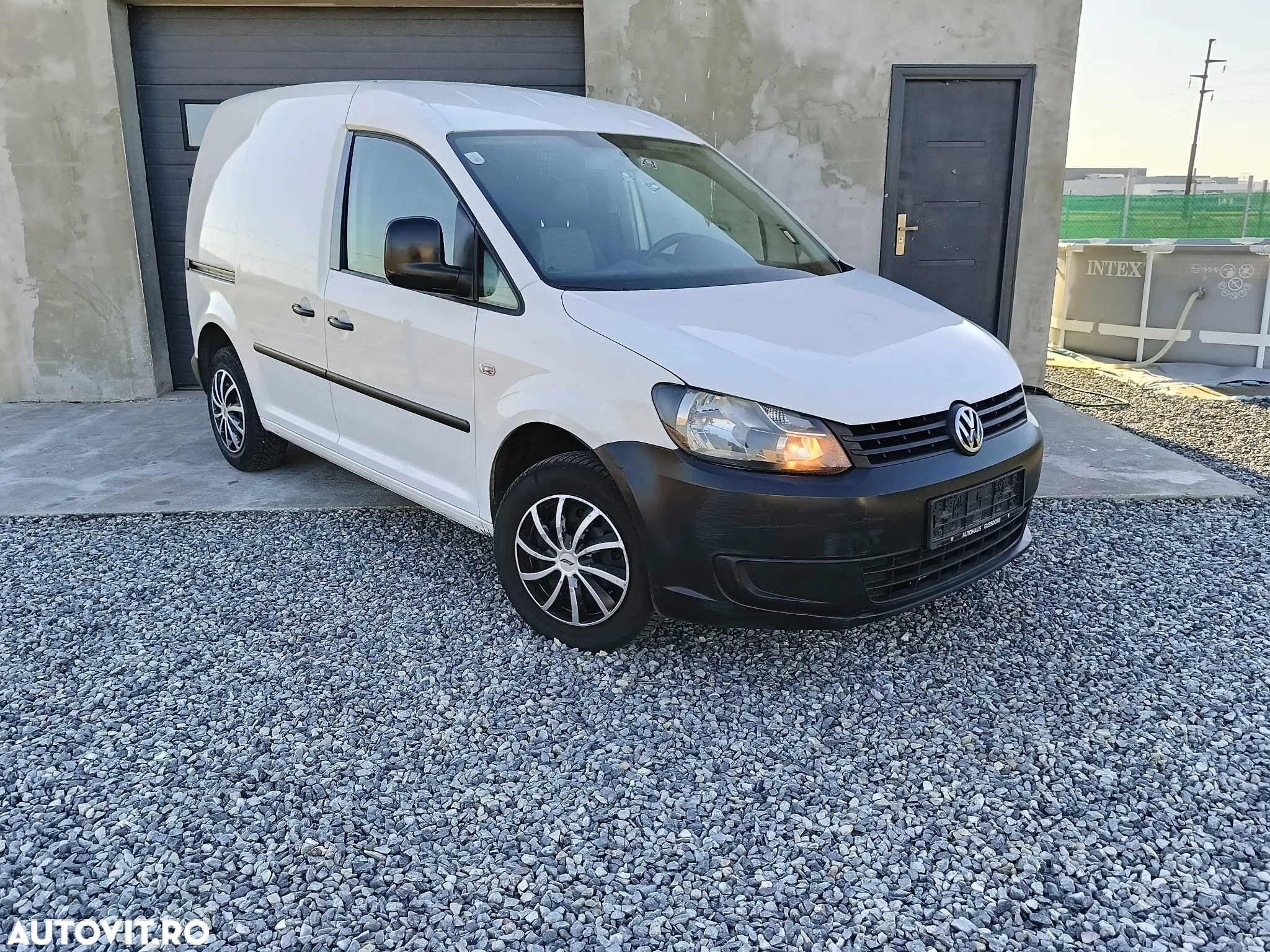 Volkswagen Caddy - 2