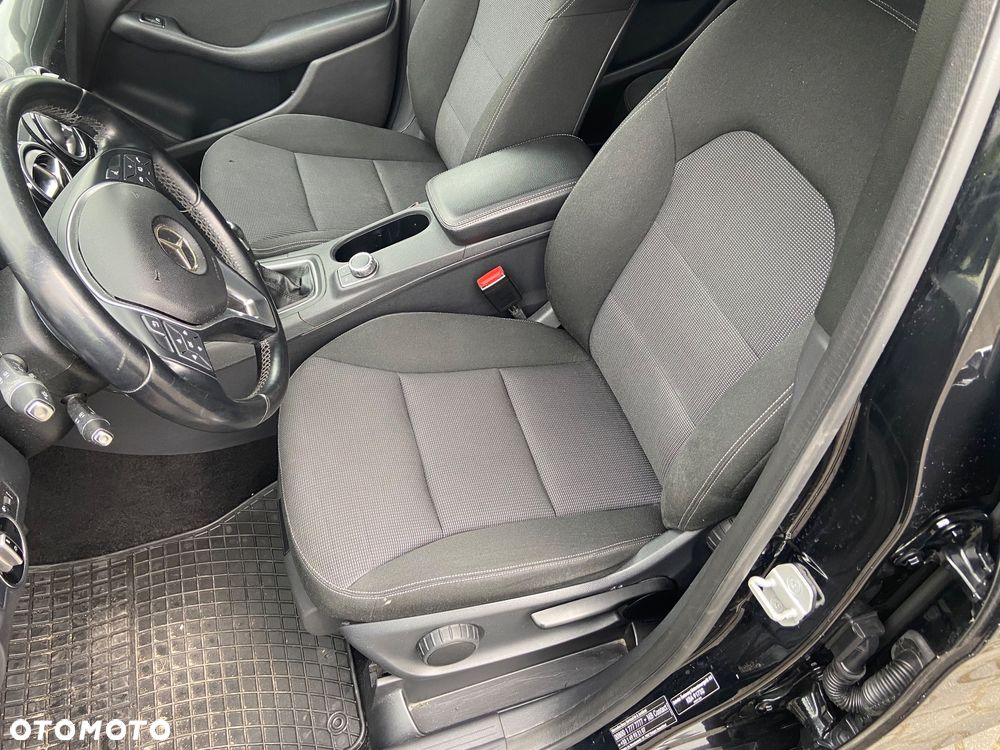 Mercedes-Benz Klasa B 180 CDI - 11