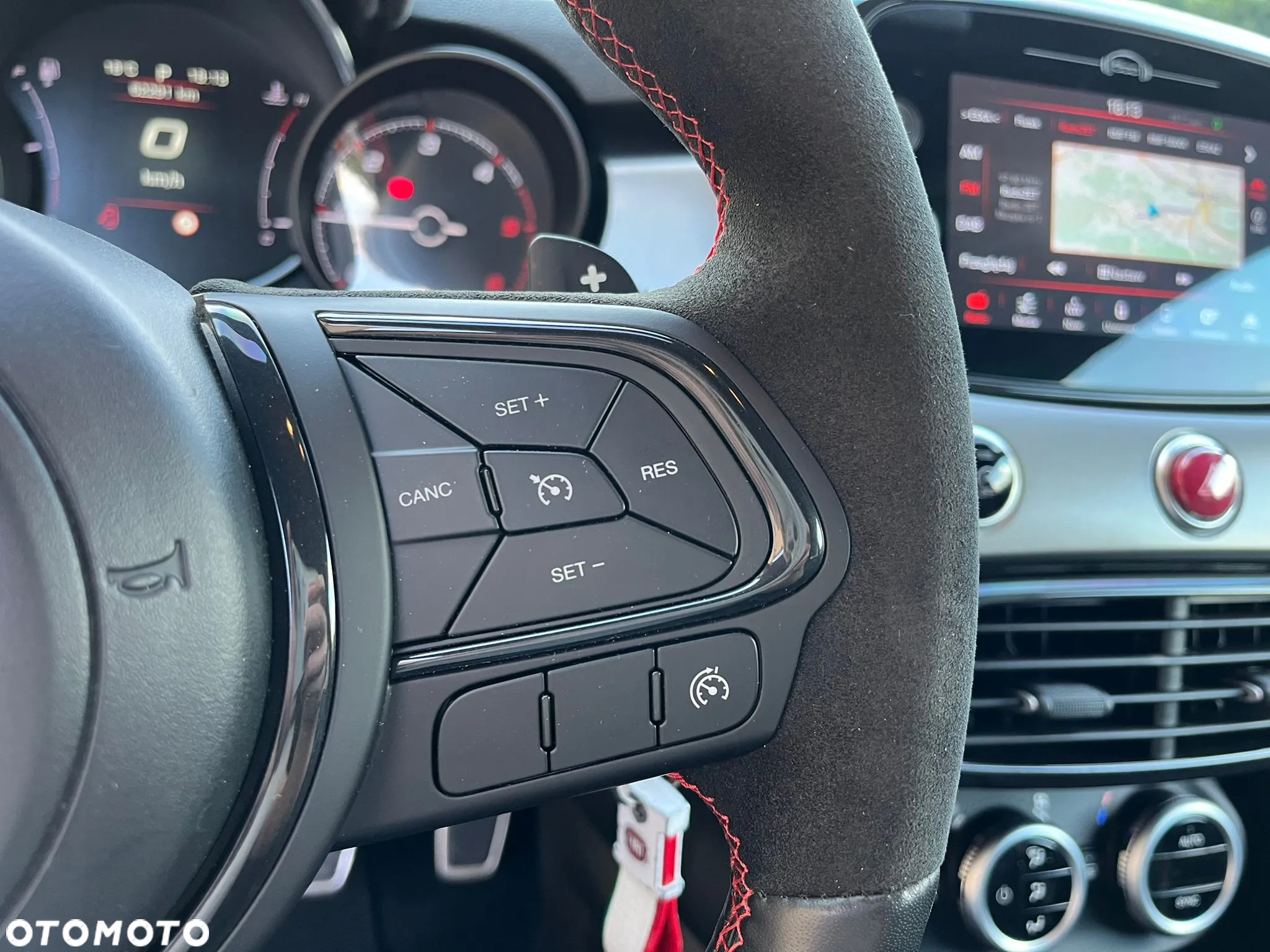 Fiat 500X 1.6 Multijet 4x2 S&S DCT Sport - 18