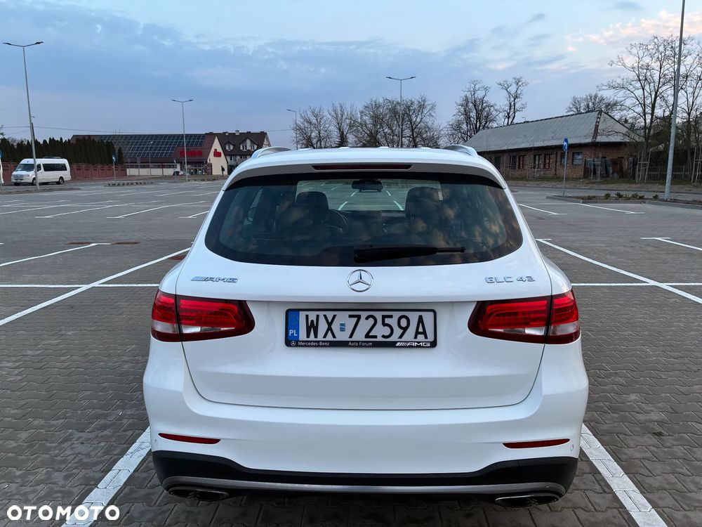 Mercedes-Benz GLC - 6