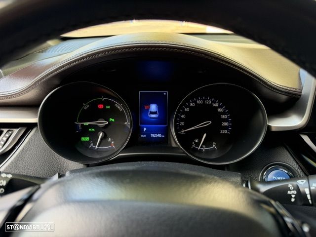 Toyota C-HR 1.8 HSD Exclusive+P.Luxury - 11