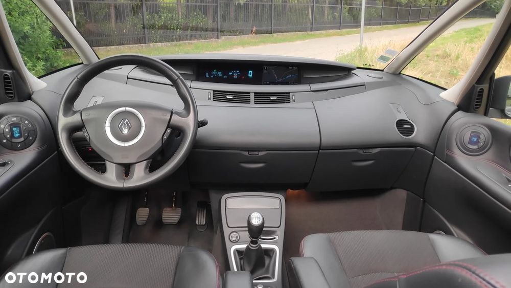 Renault Espace 2.0 dCi Expression - 11