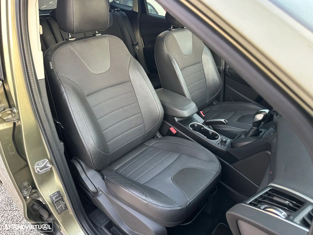 Ford Kuga 2.0 TDCi 4x4 Aut. Titanium - 7