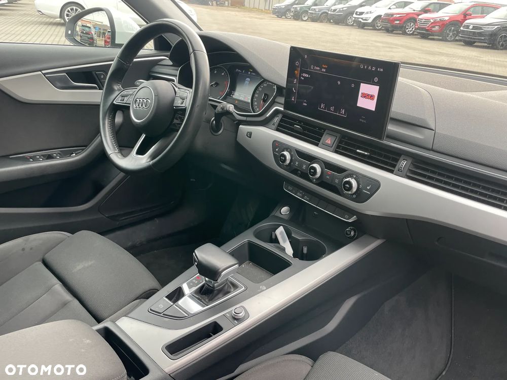 Audi A4 Avant 40 TDI Sport S tronic - 22
