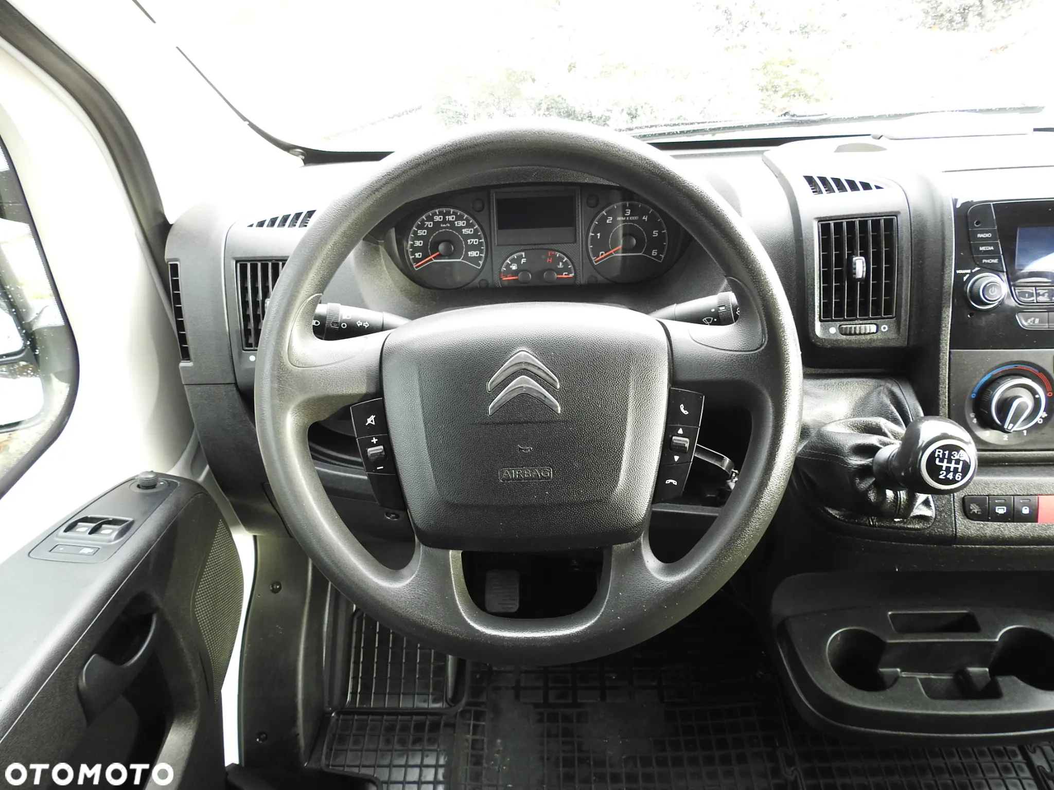 Citroën JUMPER FURGON BRYGADÓWKA 6 MIEJSC KLIMATYZACJA 140KM [ N37003 ] - 27