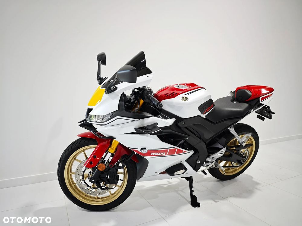 Yamaha YZF - 16