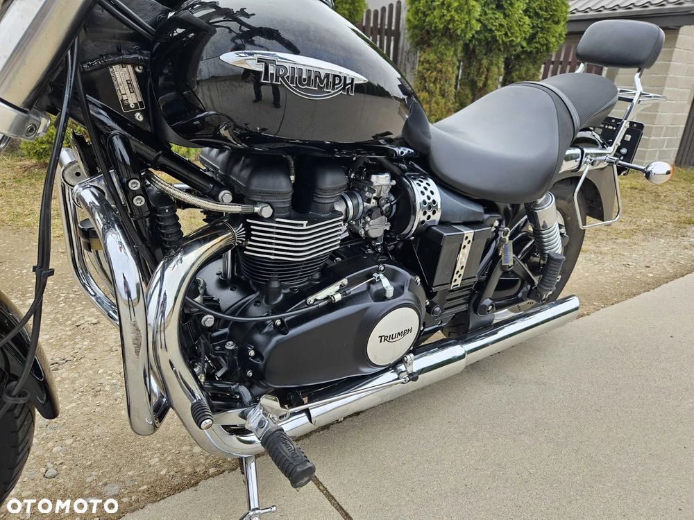 Triumph Speedmaster - 9