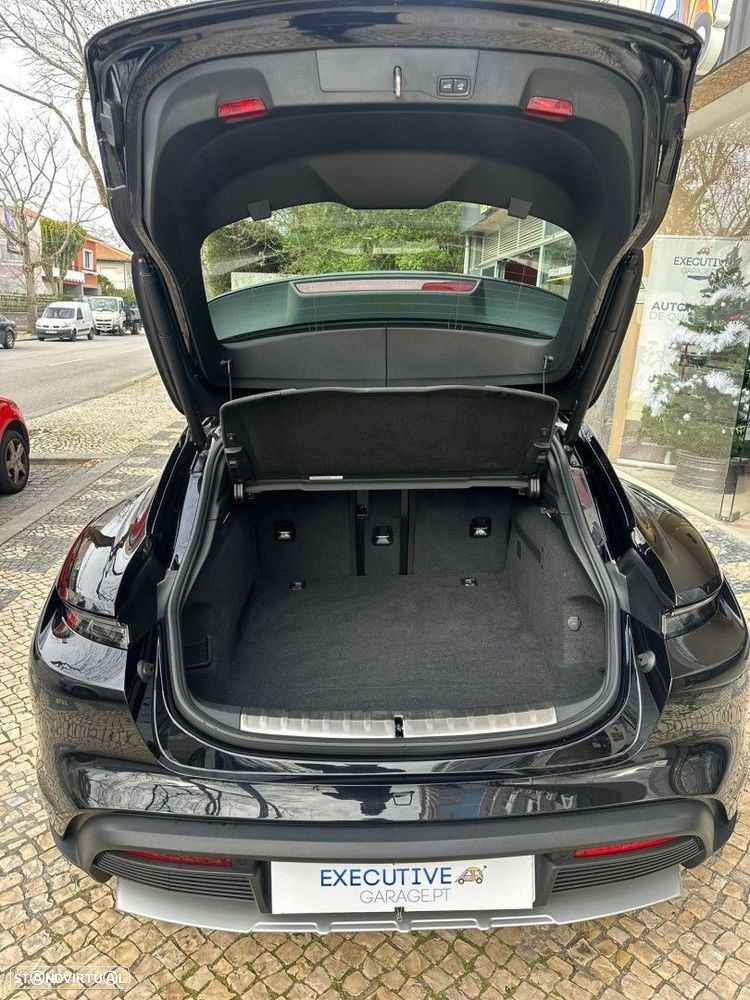 Porsche Taycan Cross Turismo 4S - 4