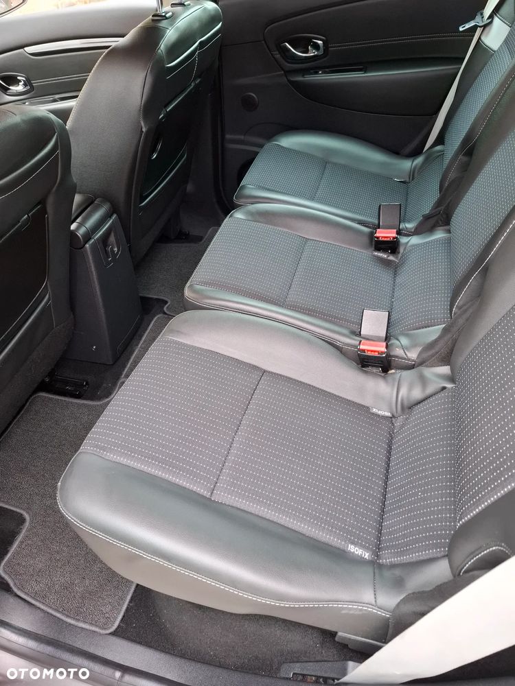 Renault Scenic ENERGY TCe 115 Bose Edition - 8