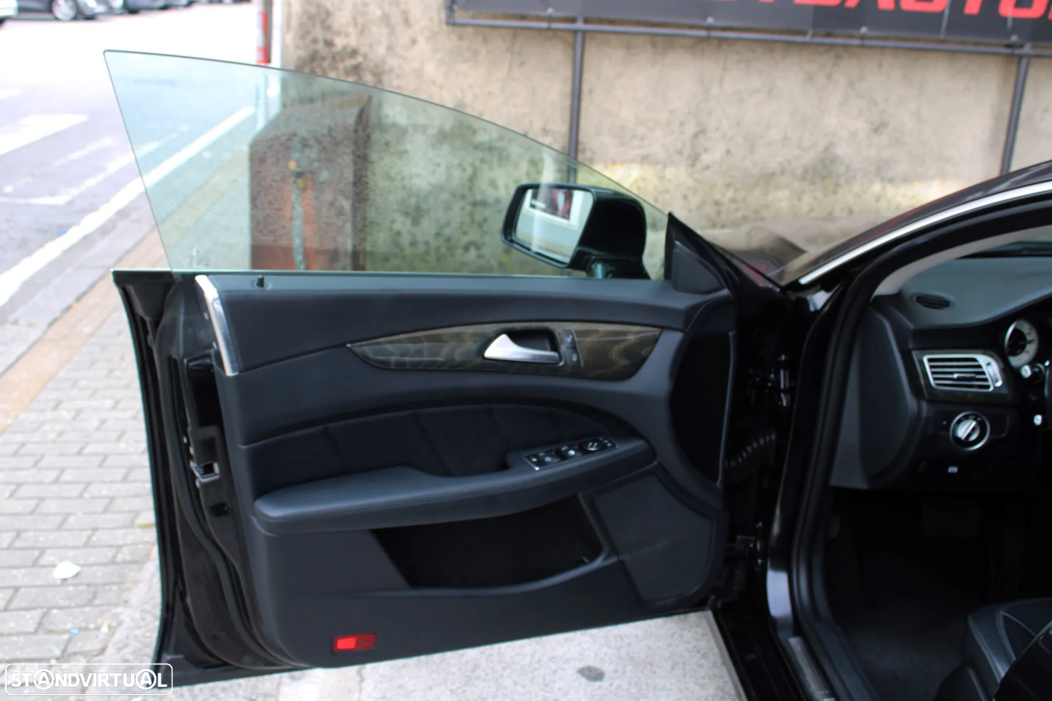 Mercedes-Benz CLS 350 BlueTEC - 19