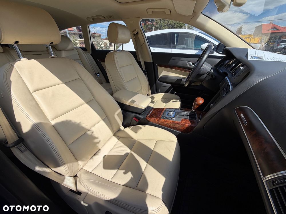 Audi A6 Avant 4.2 quattro tiptronic - 33