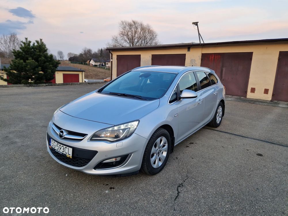 Opel Astra 1.6 CDTI Cosmo - 10
