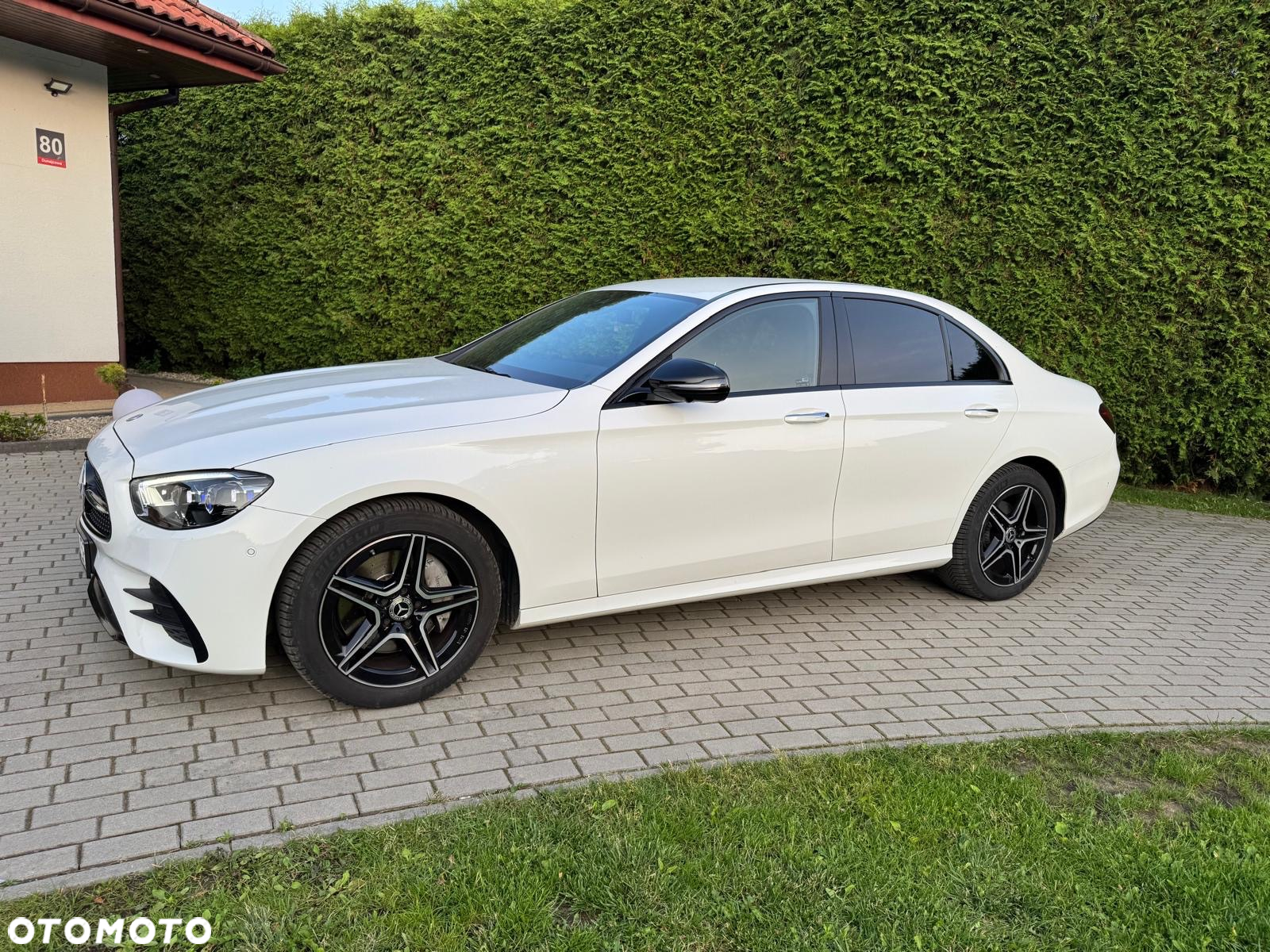 Mercedes-Benz Klasa E 220 d Coupe 4-Matic AMG - 9