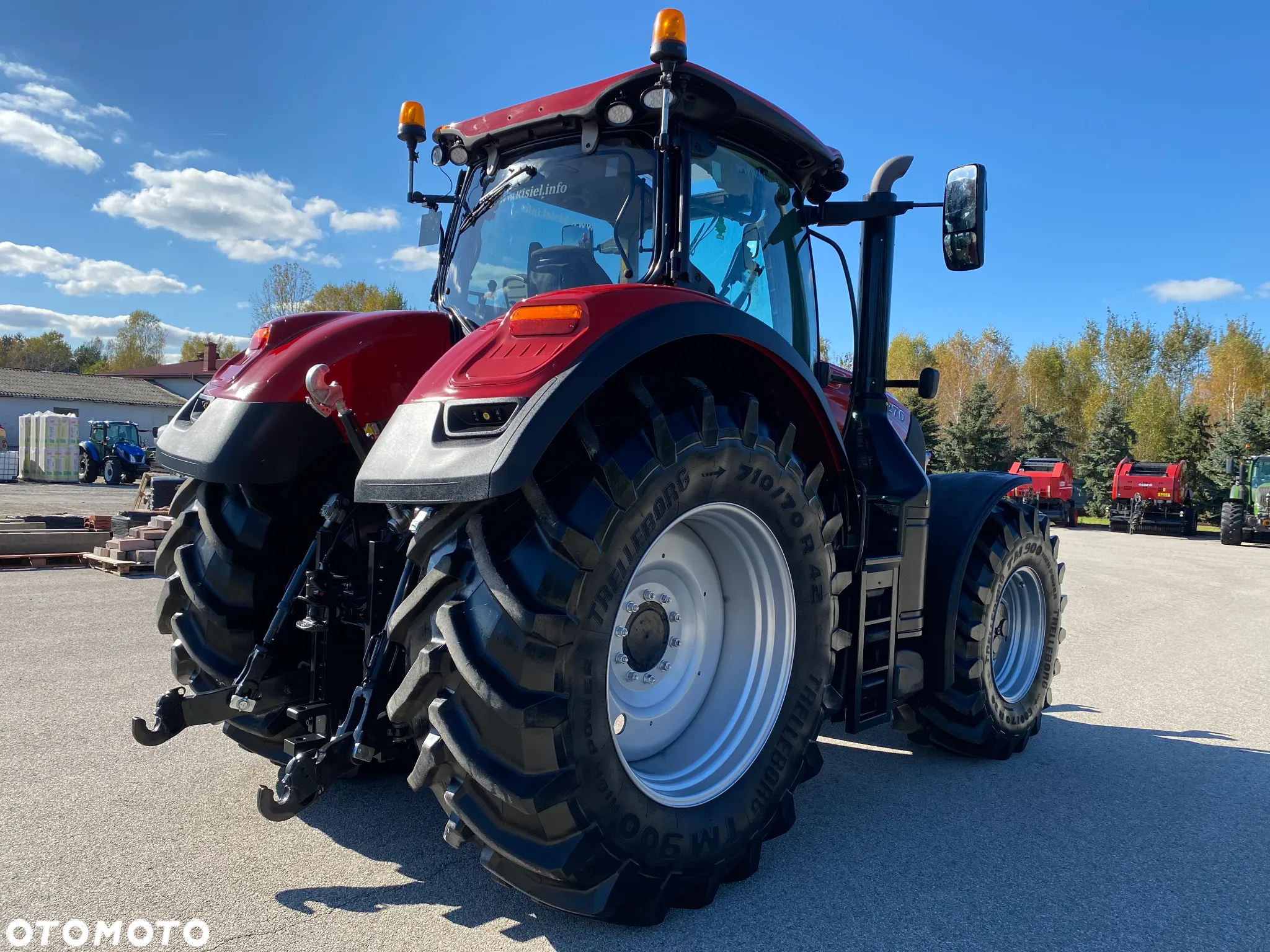 Case IH OPTUM 270 CVX DRIVE - 11