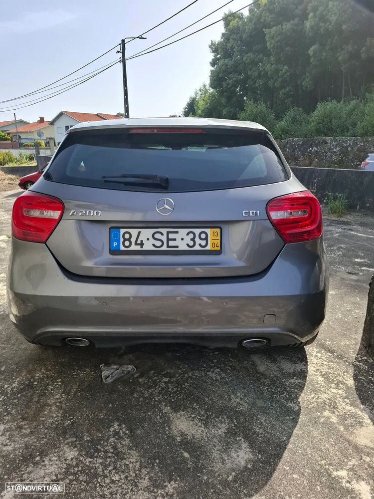 Mercedes-Benz A 200 CDI (BlueEFFICIENCY) 7G-DCT Urban - 4