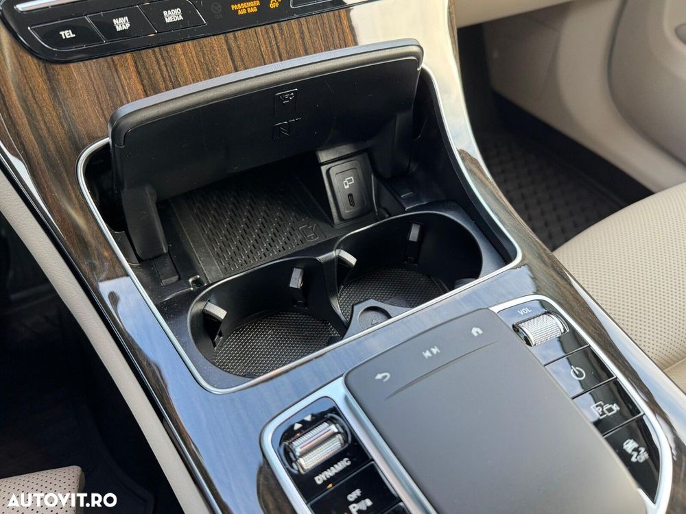 Mercedes-Benz GLC - 19