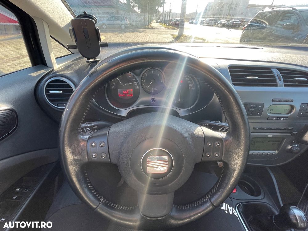 Seat Leon 1.9 TDI DPF Ecomotive Style - 6