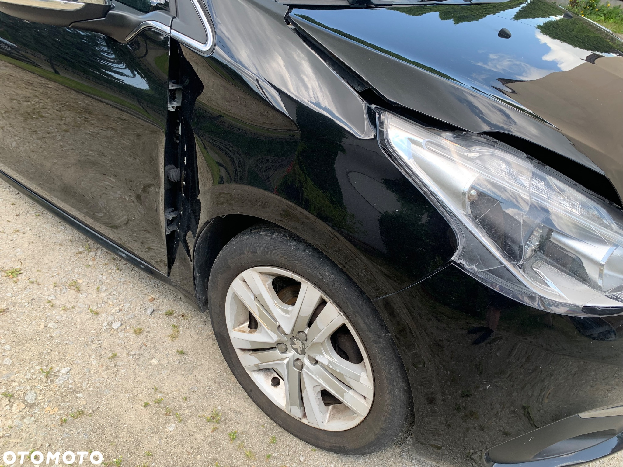 Peugeot 208 Blue-HDi 100 Stop&Start Allure - 12
