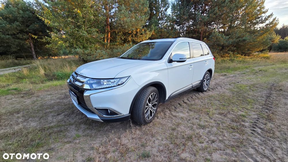 Mitsubishi Outlander - 4