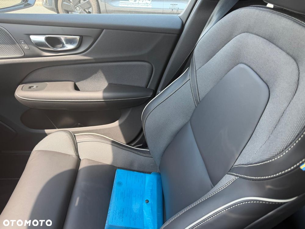 Volvo S60 B5 B Geartronic RDesign - 19