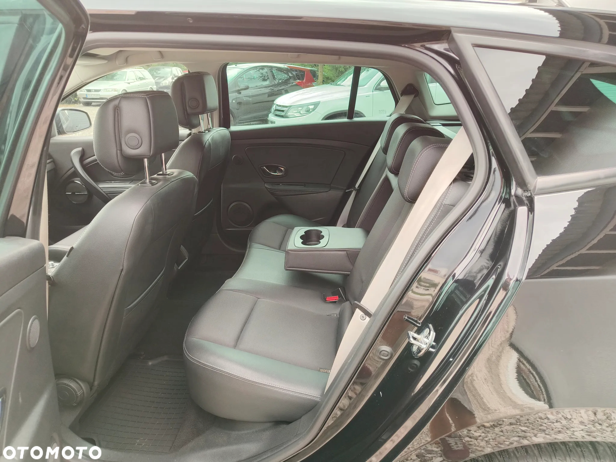 Renault Megane Grandtour TCe 130 Bose Edition - 13