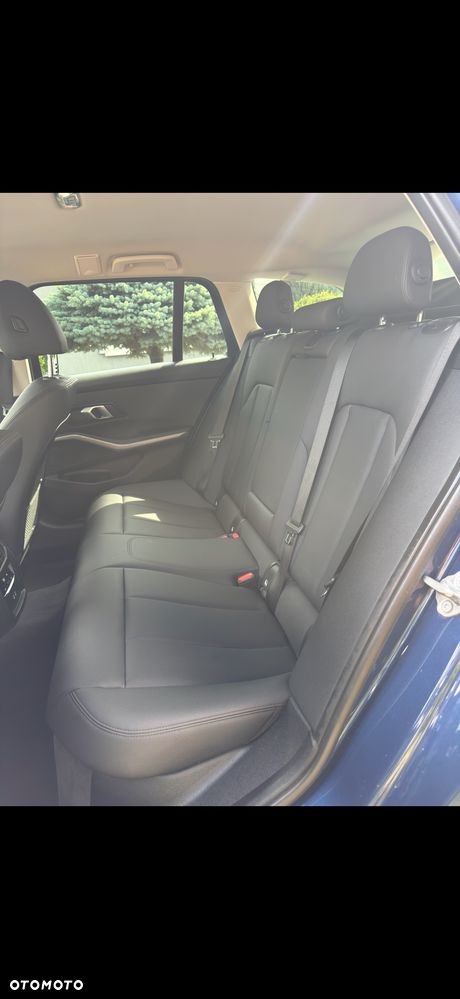 BMW Seria 3 - 22