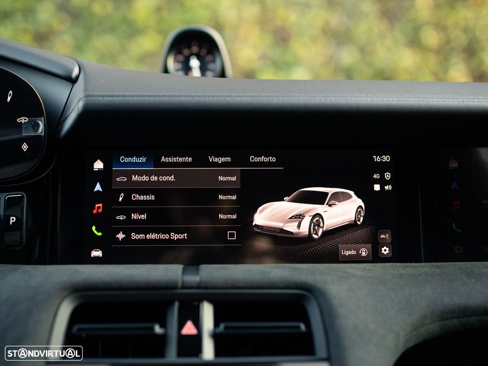 Porsche Taycan Sport Turismo GTS - 43