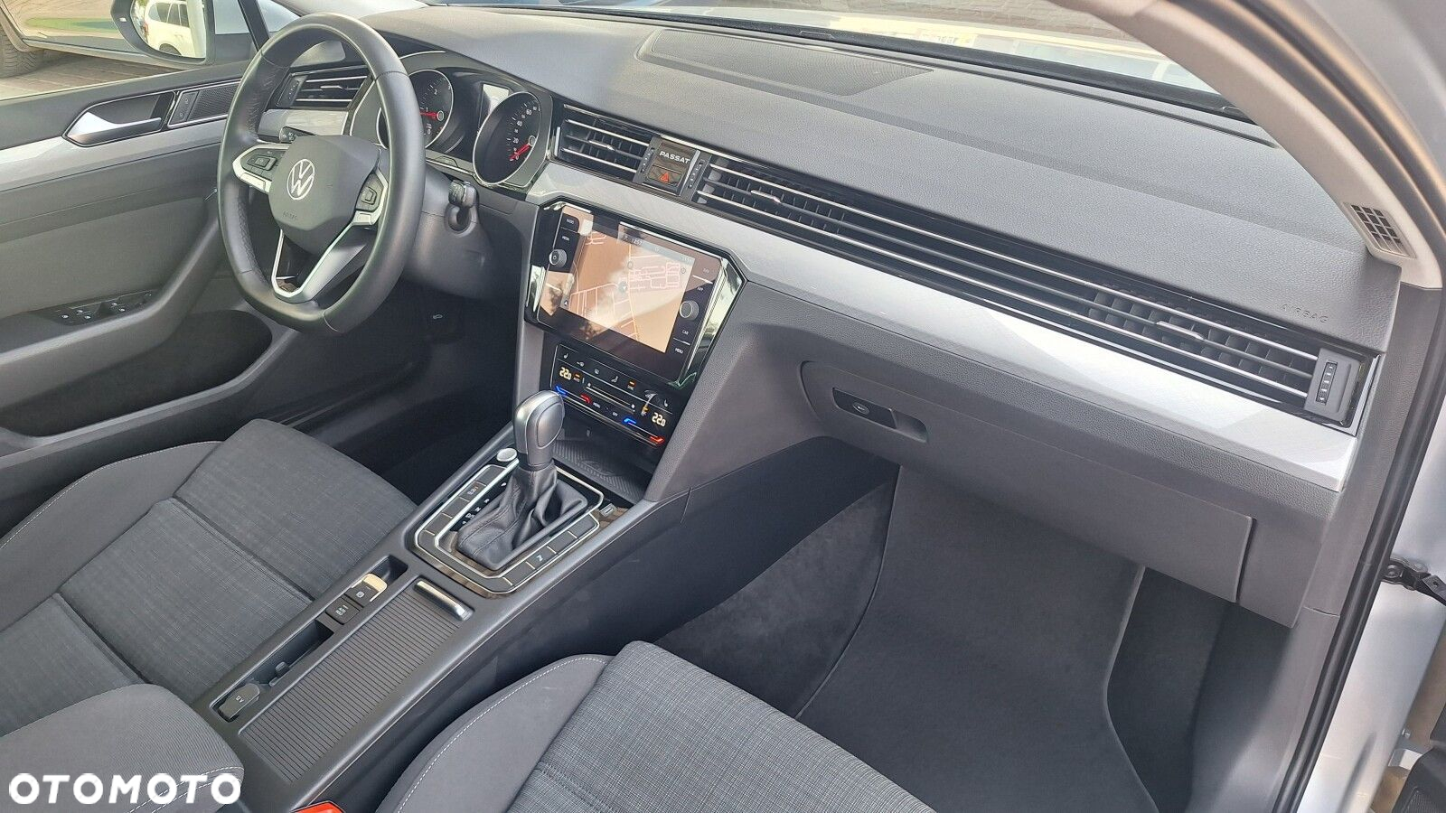 Volkswagen Passat - 14