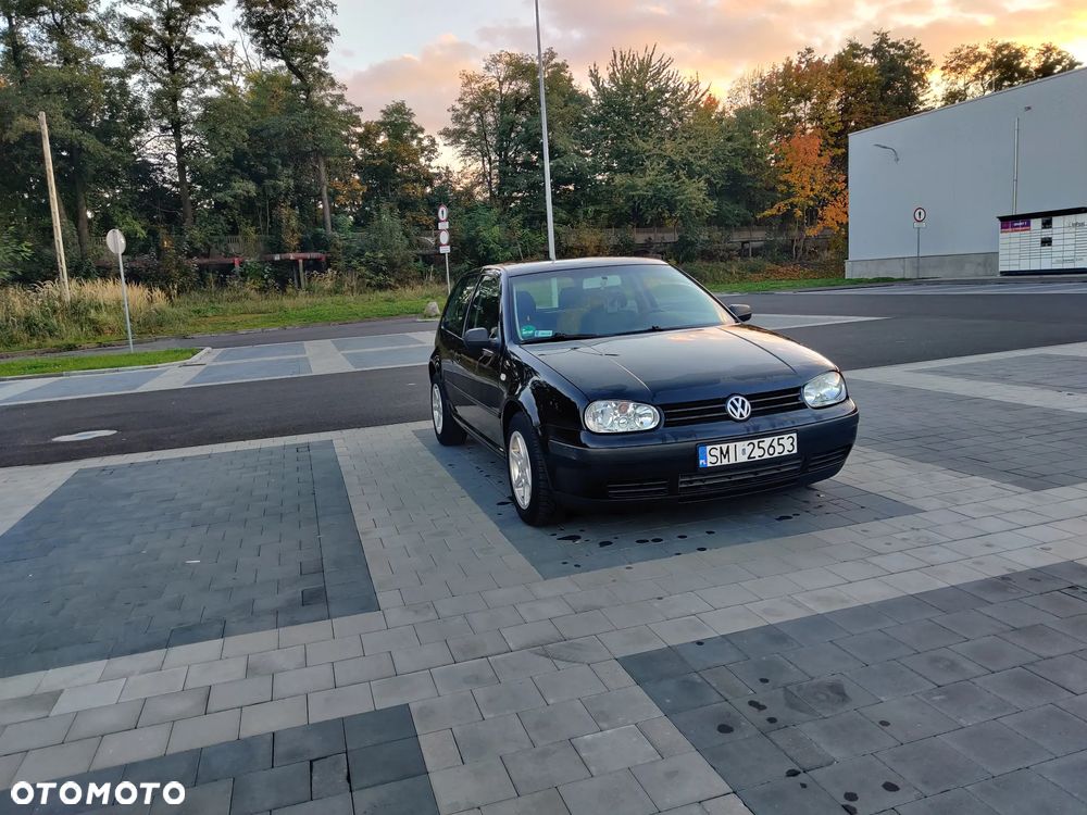 Volkswagen Golf - 14