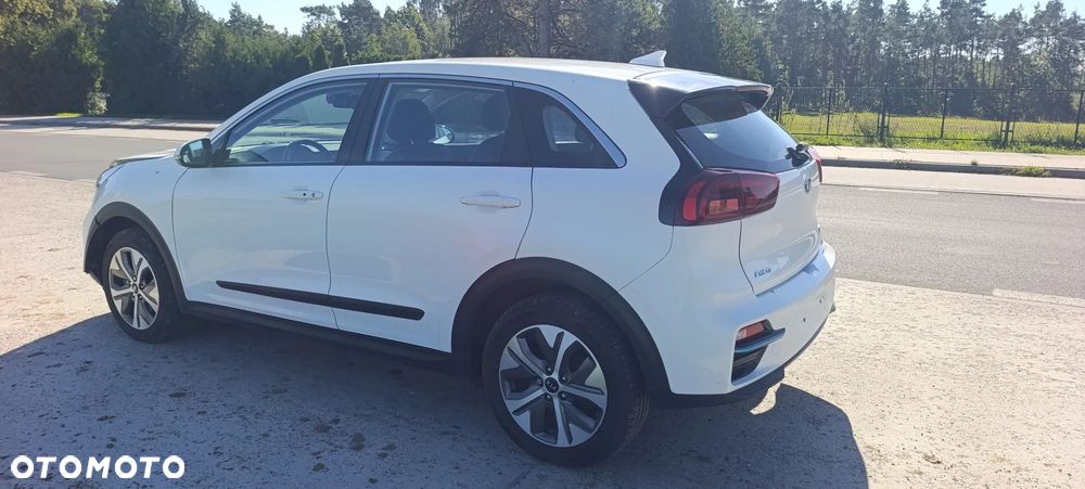 Kia Niro 64kWh XL - 7