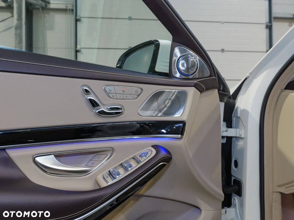 Mercedes-Benz Maybach Klasa S 560 4-Matic - 28