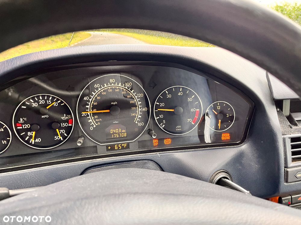 Mercedes-Benz SL - 7