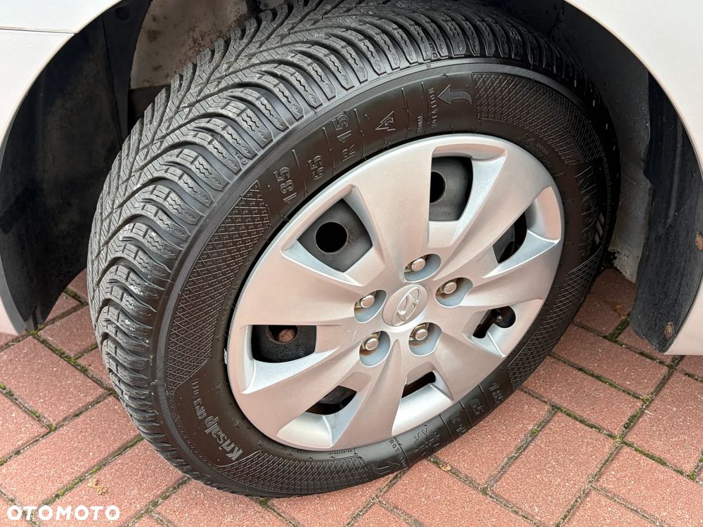 Hyundai i30 1.6 Classic - 26