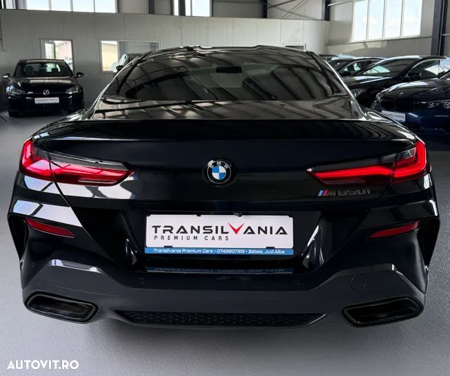 BMW M8 M850i xDrive - 31