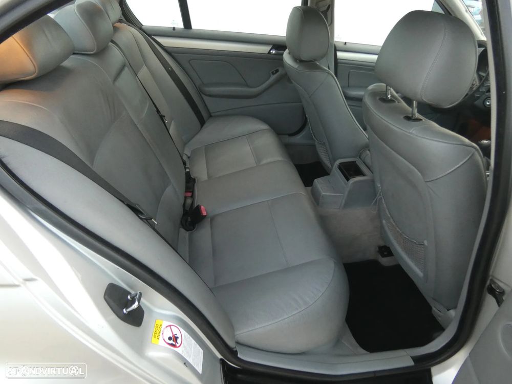 BMW 320 d 20 Anos Baviera - 28