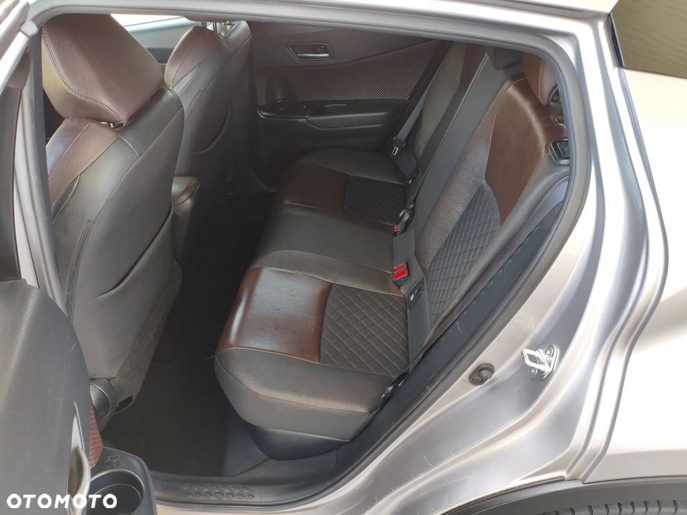 Toyota C-HR Business-Edition - 36