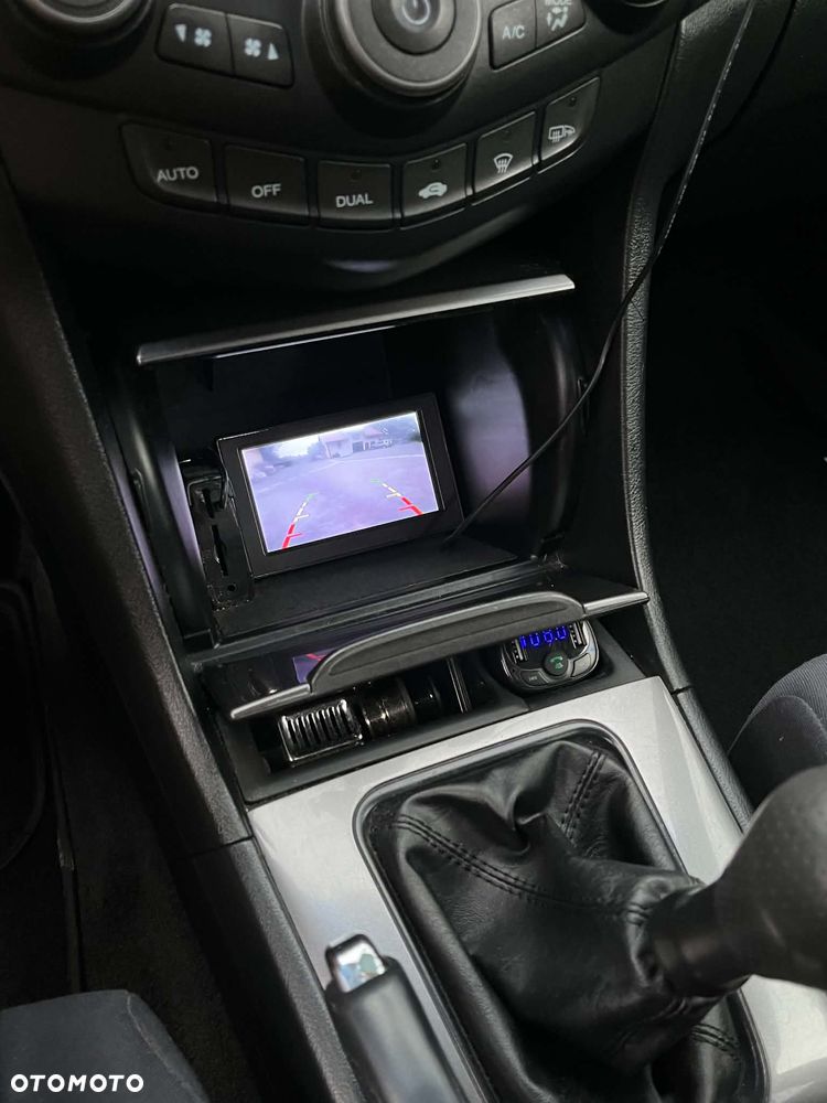 Honda Accord 2.0 Comfort - 12