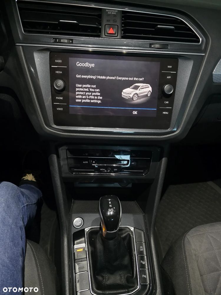 Volkswagen Tiguan - 22