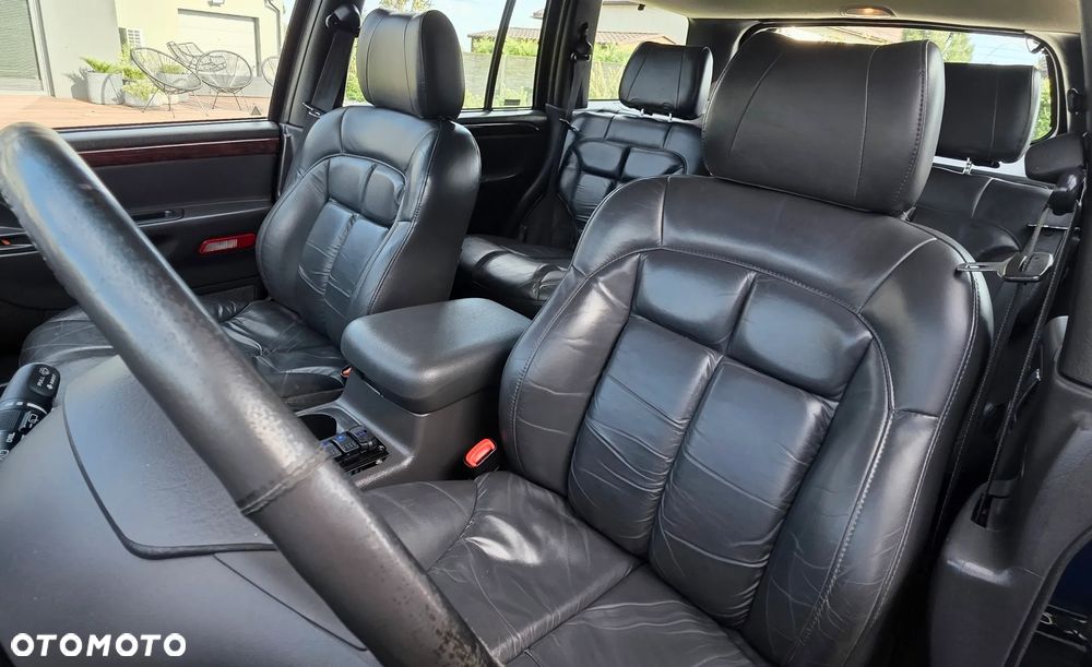 Jeep Grand Cherokee - 13