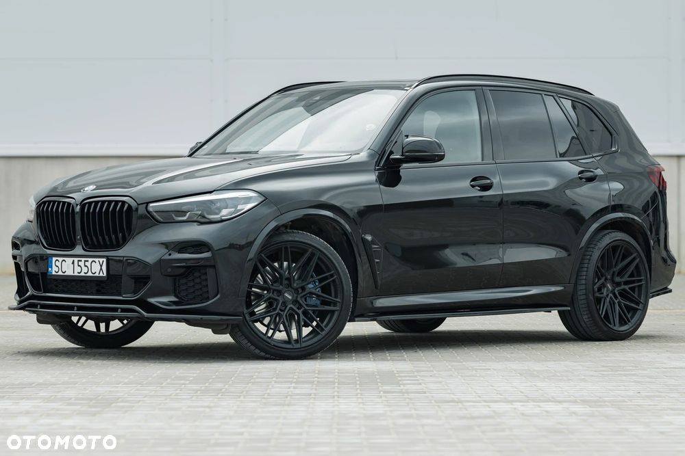 BMW X5 M M50i - 2