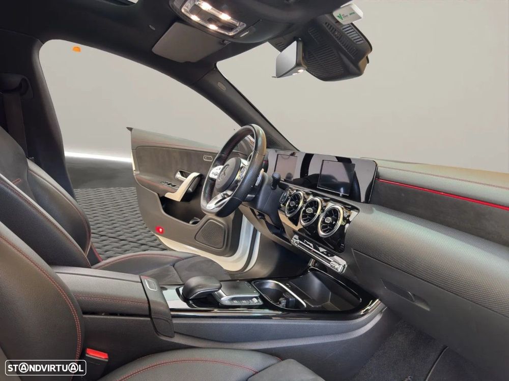 Mercedes-Benz CLA 200 d - 19