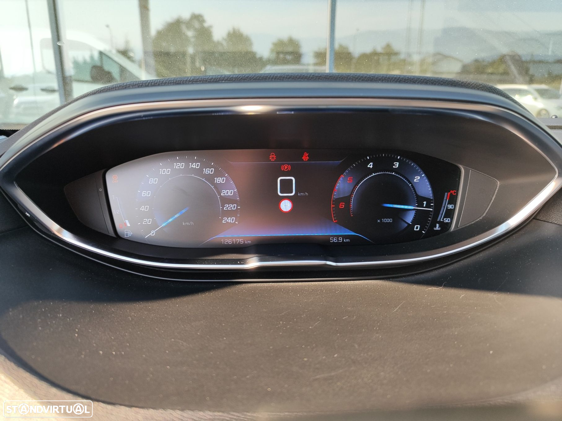 Peugeot 3008 1.5 BlueHDi Allure - 25
