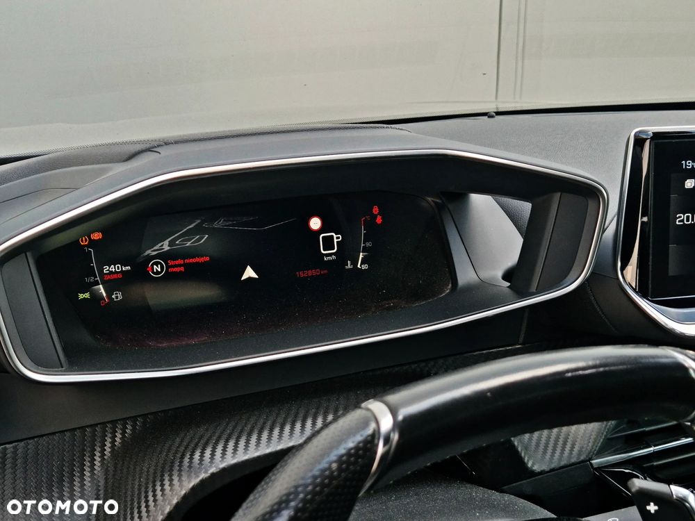Peugeot 2008 1.5 BlueHDi GT S&S EAT8 - 21